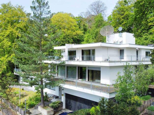 Einfamilienhaus zum Kauf 1.790.000 € 20 Zimmer 600 m² 4.108 m² Grundstück Schweinheim Bonn 53177