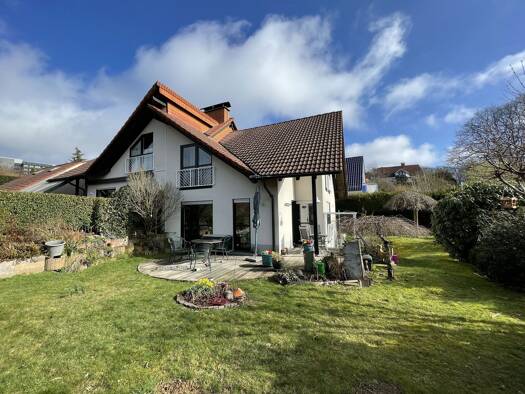 Doppelhaushälfte zum Kauf 295.000 € 4 Zimmer 125 m² 747 m² Grundstück Hellersen Lüdenscheid 58515