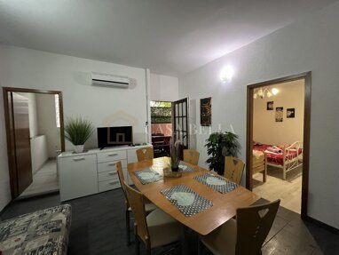 Wohnung zum Kauf 250.000 € 3 Zimmer 50 m² Crikvenica center