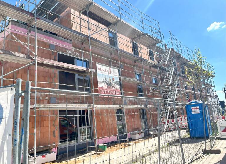 Wohnung zur Miete 1.117 € 3 Zimmer 82,7 m²<br/>Wohnfläche 1.<br/>Geschoss ab sofort<br/>Verfügbarkeit Pruppacher Weg 22 Roth Roth 91154