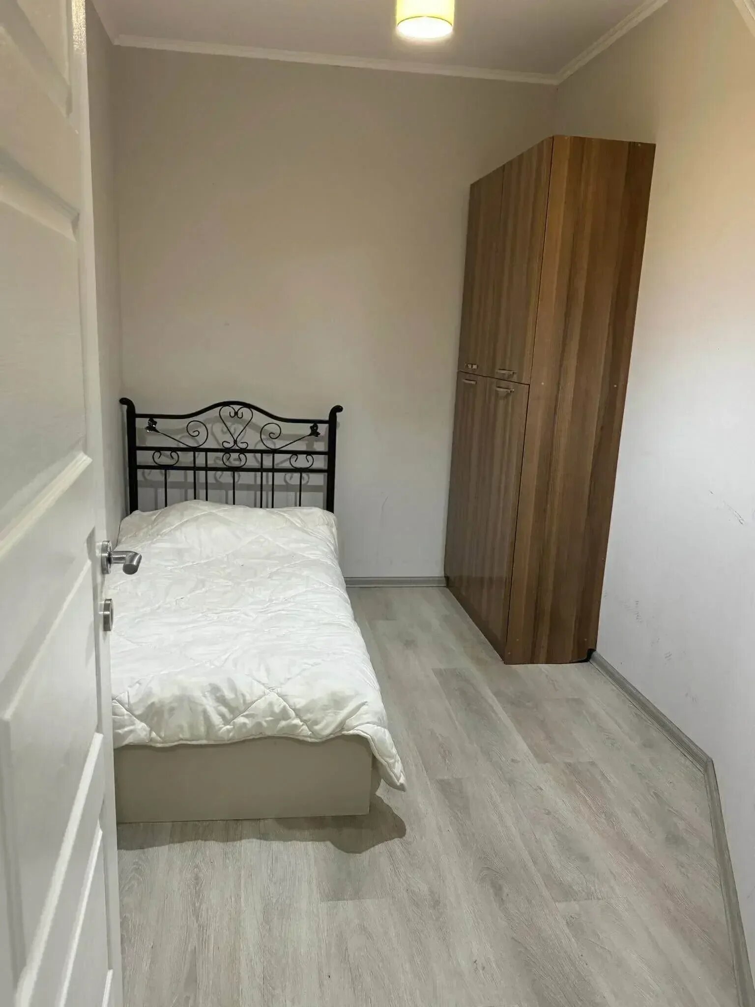 Studio zur Miete 850 € 2 Zimmer 40 m²<br/>Wohnfläche ab sofort<br/>Verfügbarkeit Hamm Hamburg 20535