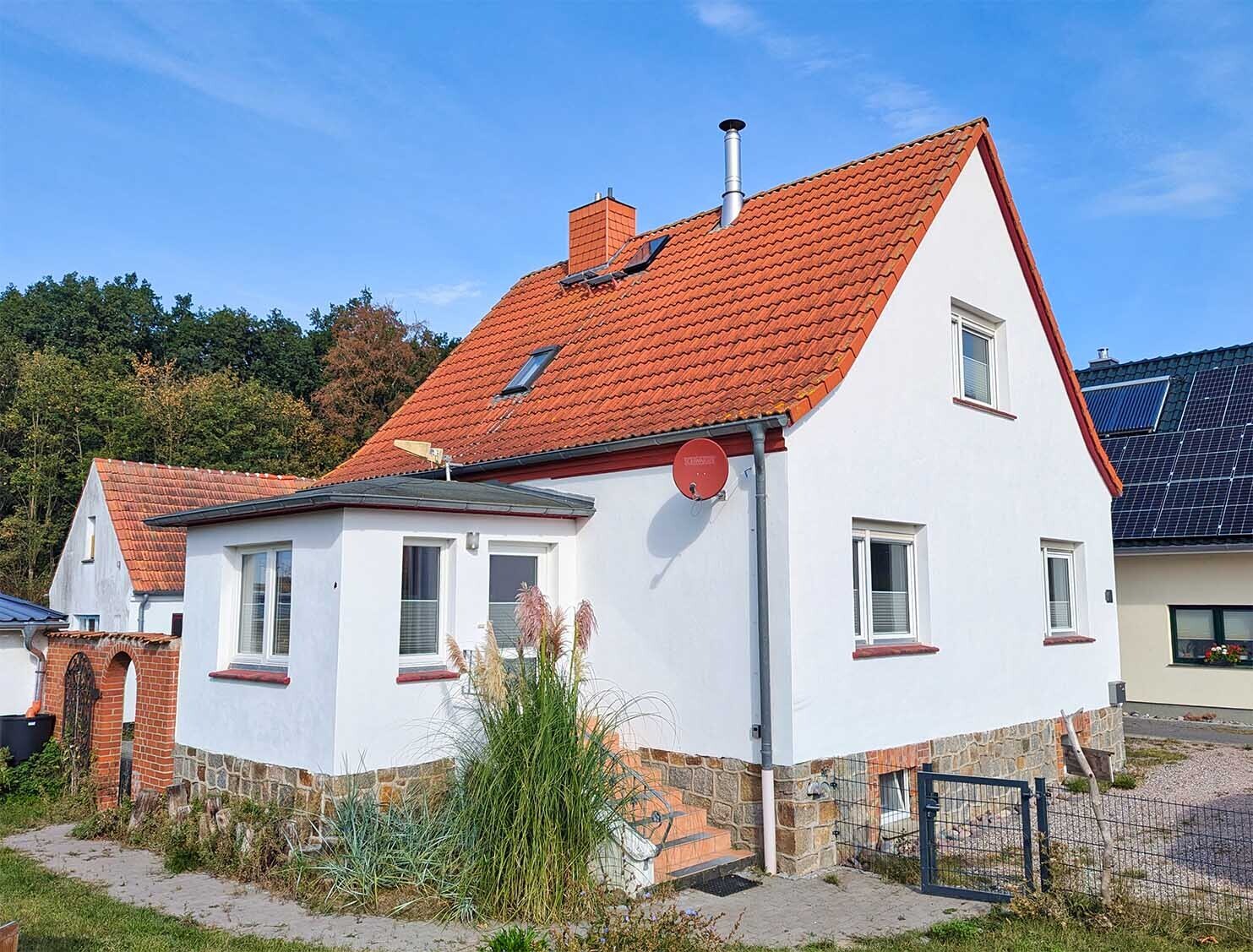 Einfamilienhaus zum Kauf 379.000 € 5 Zimmer 106 m²<br/>Wohnfläche 726 m²<br/>Grundstück Doberaner Str. 46b Nienhagen 18211