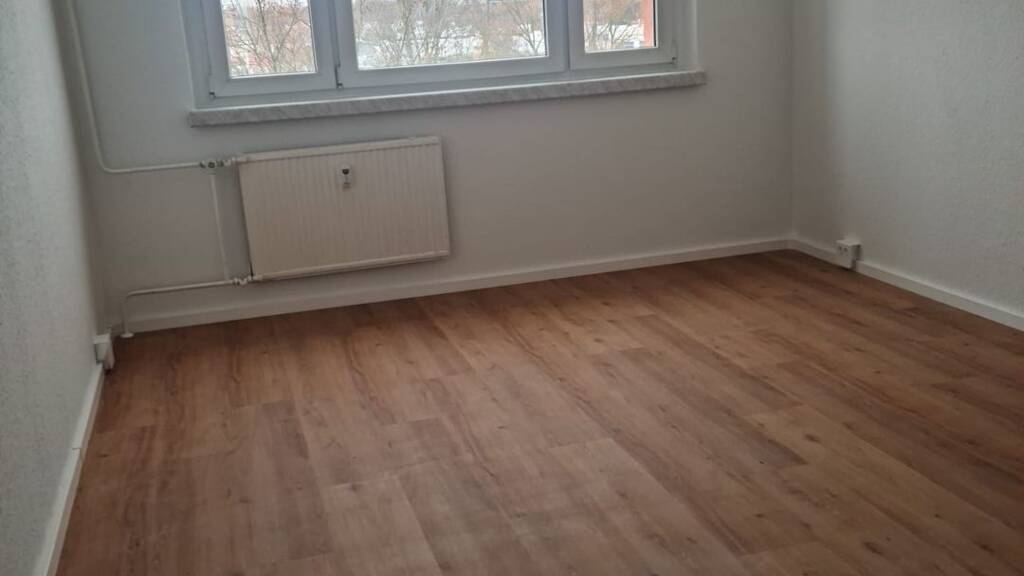 Wohnung zur Miete 380 € 3 Zimmer 60,8 m² 4. Geschoss frei ab sofort Hardenbergstraße 19 Weißenfels 06667