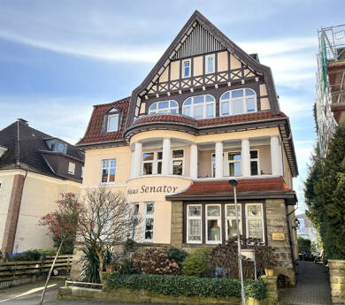 Mehrfamilienhaus zum Kauf als Kapitalanlage geeignet 885.000 € 14 Zimmer 458 m² 605 m² Grundstück Bad Salzuflen Bad Salzuflen-Innenstadt 32105