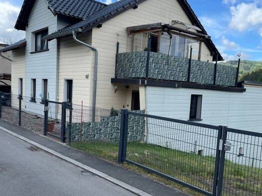 Mehrfamilienhaus zum Kauf 420.000 € 6 Zimmer 202 m² 910 m² Grundstück Obernitz Saalfeld/Saale 07318