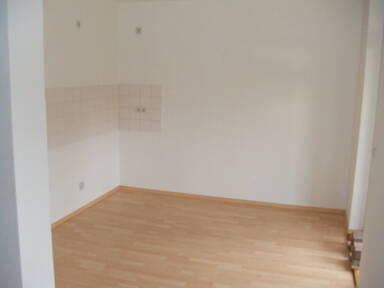 Wohnung zur Miete 335 € 2 Zimmer 66,1 m² frei ab sofort Netzschkau Netzschkau 08491