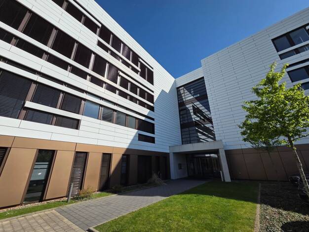 Bürofläche zur Miete 12,50 € 1.933 m² Bürofläche teilbar von 683 m² bis 1.250 m² Godshorn Langenhagen 30855