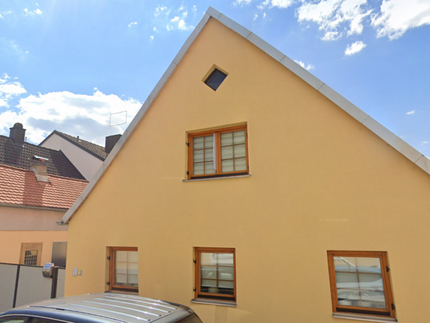 Einfamilienhaus zum Kauf 420.000 € 7,5 Zimmer 140 m² 300 m² Grundstück Neustadt Neustadt an der Donau 93333