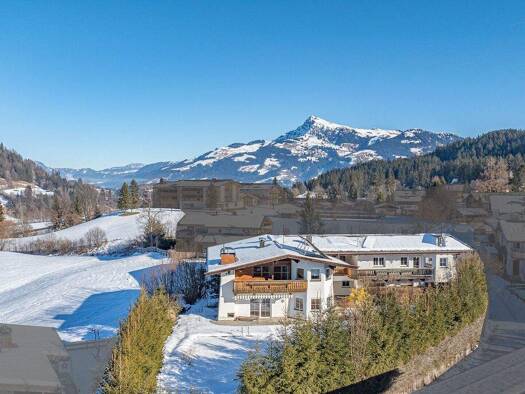 Villa zum Kauf 5.950.000 € 1.252 m² Grundstück Kirchberg in Tirol 6365