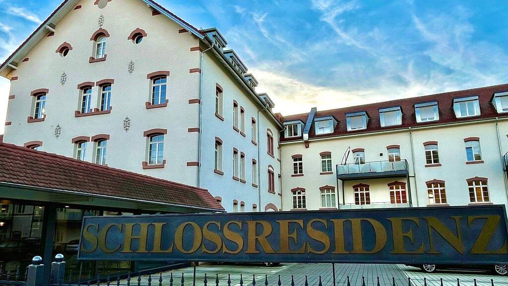 Praxis zur Miete 1.470 € 4 Zimmer 114 m² Bürofläche teilbar von 114 m² bis 296 m² Nähe Ortsmitte Tutschfelden Herbolzheim 79336