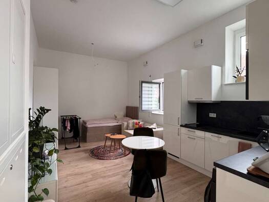 Wohnung zur Miete 485 € 1 Zimmer 27,6 m² EG frei ab 01.12.2026 Lorenz-Krapp-Str. 14 Bamberg Bamberg 96052