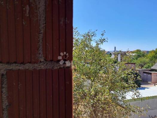 Haus zum Kauf 242.000 € 9 Zimmer 272 m² Sisak