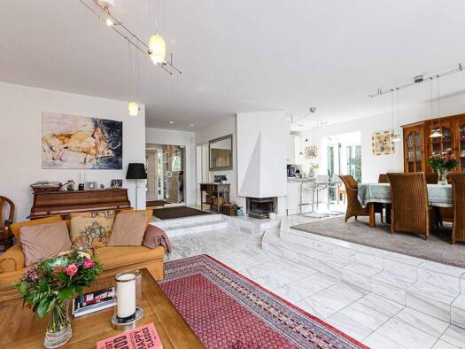 Einfamilienhaus zum Kauf 1.350.000 € 7 Zimmer 225,3 m² 713 m² Grundstück Rissen Hamburg / Rissen 22559