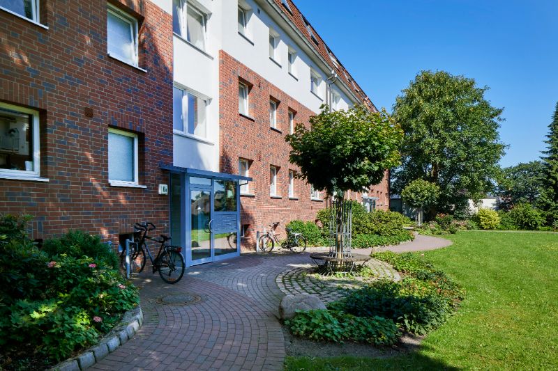 Wohnung zur Miete 750 € 2,5 Zimmer 67,4 m²<br/>Wohnfläche EG<br/>Geschoss 01.02.2025<br/>Verfügbarkeit Marienhöhe 6 A Quickborn 25451