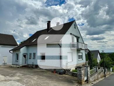 Mehrfamilienhaus zum Kauf 398.000 € 5 Zimmer 140 m² 1.768 m² Grundstück Lonnerstadt Lonnerstadt 91475
