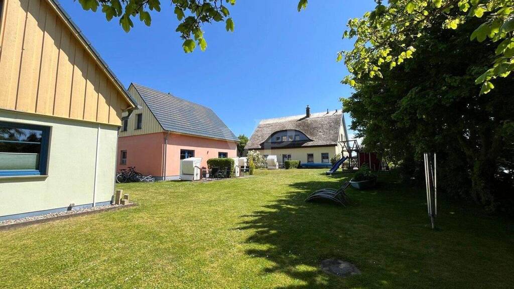 Haus zum Kauf 1.780.000 € 20 Zimmer 445,1 m² 1.561 m² Grundstück Lobbe Mönchgut 18586