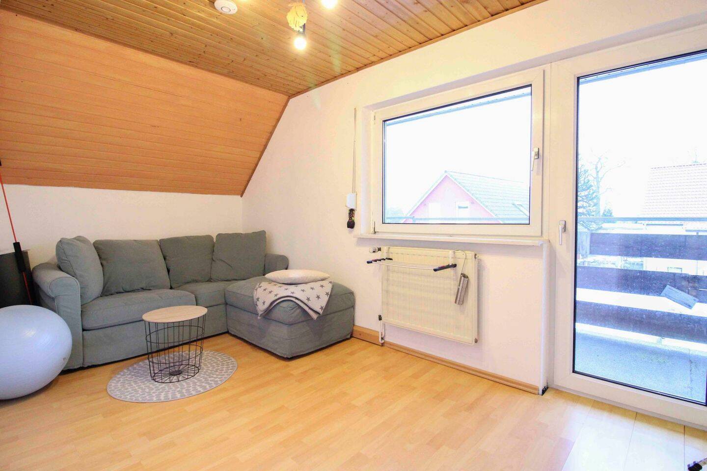 Immobilie in Sagard - Unikat : Einzigartiges Einfamilenhaus in ruhiger Lage - robust gebaut, großzügig gedacht - Bild 3