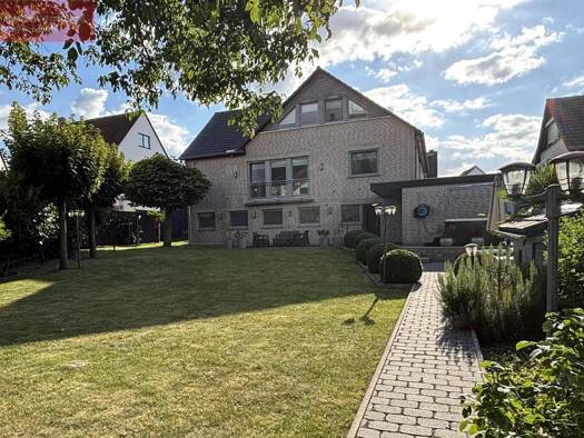 Einfamilienhaus zum Kauf 729.000 € 9 Zimmer 287 m² 922 m² Grundstück frei ab sofort Egestorf Barsinghausen 30890