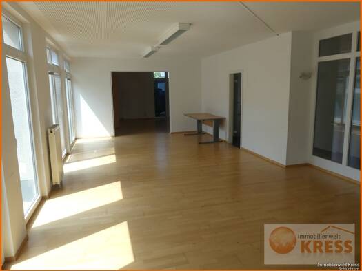 Laden zur Miete provisionsfrei 1.200 € 3 Zimmer 121,5 m² Verkaufsfläche Schlüchtern Schlüchtern 36381