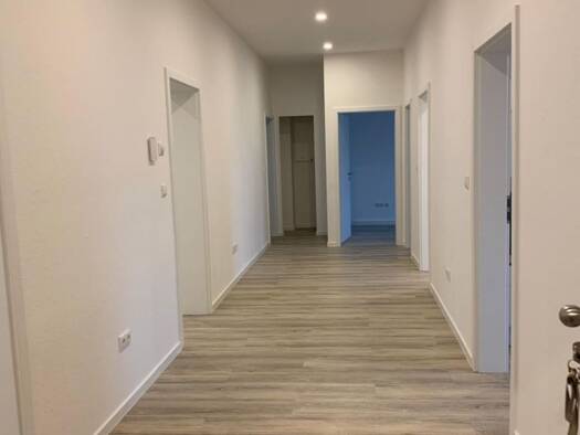 Wohnung zur Miete 1.000 € 4,5 Zimmer 117 m² Geschoss 2/3 frei ab sofort Innenstadt Schweinfurt 97421