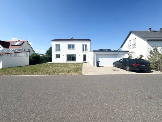 Einfamilienhaus zum Kauf 650.000 € 6 Zimmer 175 m² 634 m² Grundstück frei ab sofort Walter-Schimek-Straße 8 Deining Deining 92364