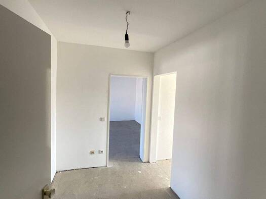 Wohnung zur Miete 569 € 3 Zimmer 80,4 m² 3. Geschoss frei ab 16.03.2026 Friedrich-Engels-Str. 45 Marxloh Duisburg 47169