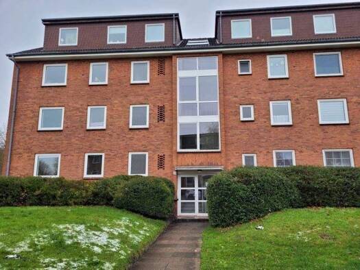 Wohnung zur Miete 650 € 4 Zimmer 81,4 m² 2. Geschoss frei ab 01.08.2026 Björnssonstr. 52 Neustadt Flensburg 24939
