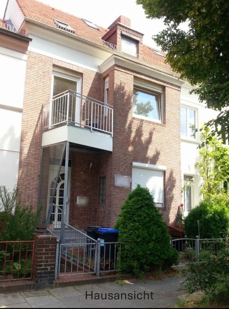 Reihenmittelhaus zum Kauf provisionsfrei 489.000 € 8 Zimmer 175 m² 120 m² Grundstück Regensburger Straße Bremen 28215