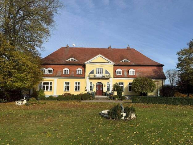 Einfamilienhaus zum Kauf 1.550.000 € 22 Zimmer 1.100 m² 54.990 m² Grundstück Zarrentin Gransebieth 18513