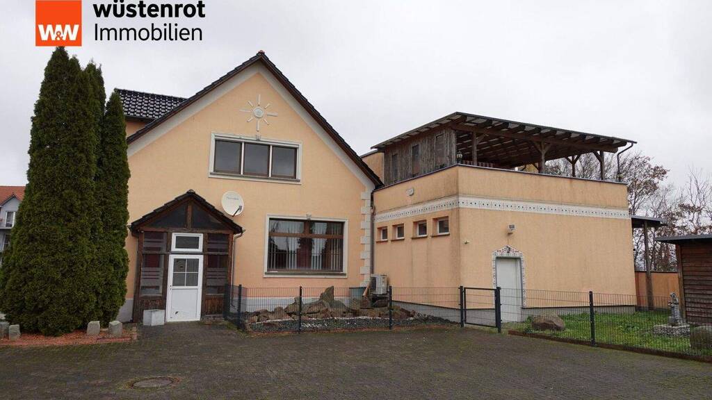Haus zum Kauf 530.000 € 11 Zimmer 449 m² 1.280 m² Grundstück Delitzsch 04509