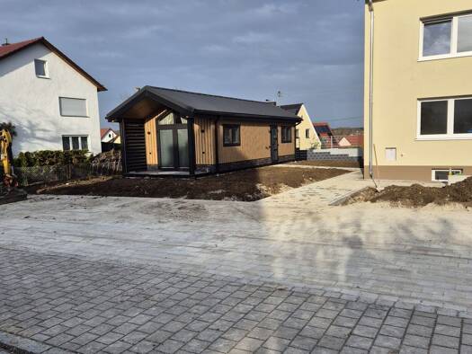 Bungalow zur Miete 800 € 2,5 Zimmer 40 m² 400 m² Grundstück frei ab sofort Monheim 86653