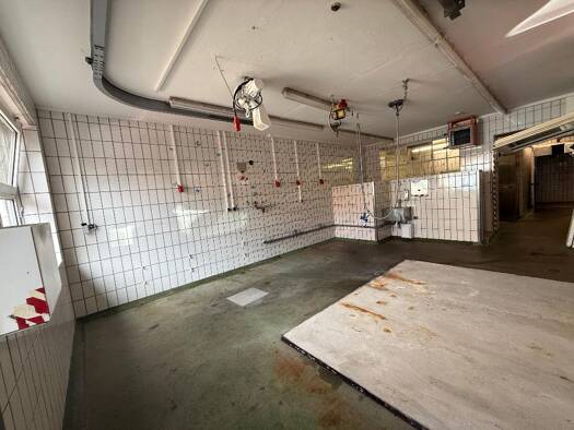 Produktionshalle zur Miete 550 € 167 m² Lagerfläche Prager Straße 19 Hersbruck 91217