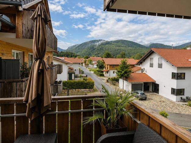 Wohnung zur Miete 1.105 € 2 Zimmer 69 m² 2. Geschoss frei ab 01.08.2026 Hörgering Siegsdorf 83313