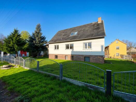 Einfamilienhaus zum Kauf 49.500 € 8 Zimmer 290 m² 790 m² Grundstück An der Aue 32 Groß Schacksdorf Groß Schacksdorf-Simmersdorf 03149