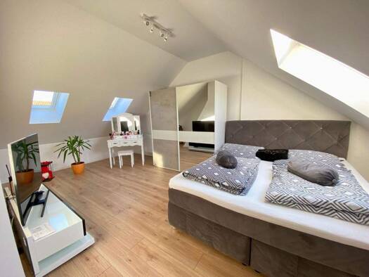 Reihenmittelhaus zum Kauf 5 Zimmer 138,9 m² 243 m² Grundstück Weißenhorn 89264