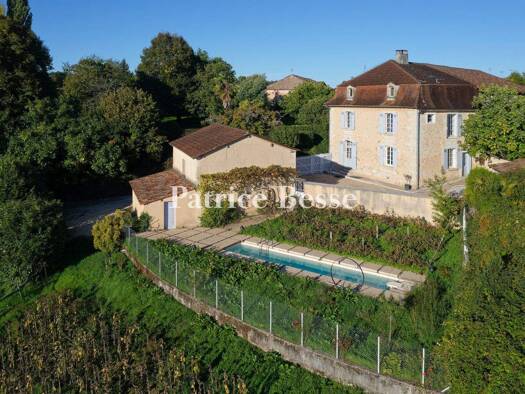 Reihenmittelhaus zum Kauf 345.000 € 5 Zimmer 181 m² 1.903 m² Grundstück Ribérac 24600