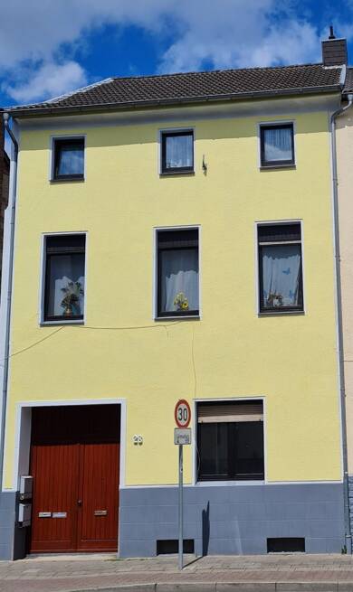 Mehrfamilienhaus zum Kauf 395.000 € 11 Zimmer 292 m² 277 m² Grundstück Bachstraße 28 Schmölderpark Mönchengladbach 41239