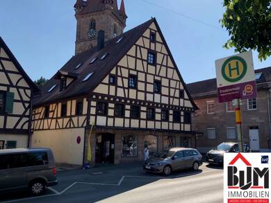 Wohnung zur Miete 430 € 1 Zimmer 43 m² Dachgeschoss frei ab sofort Burgfarrnbach 93 Fürth 90768