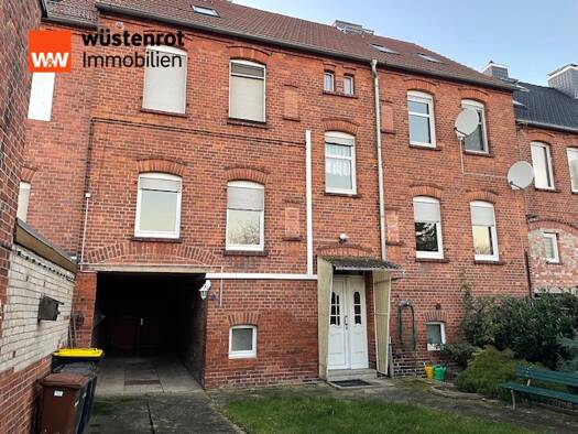 Mehrfamilienhaus zum Kauf 198.000 € 6 Zimmer 180 m² 806 m² Grundstück Tangerhütte 39517