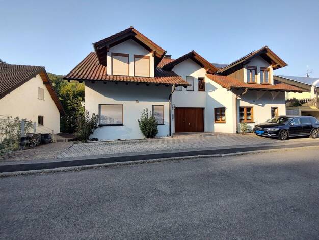 Wohnung zur Miete 1.400 € 6 Zimmer 164 m² EG Talstr. 10a Hochhausen Hochhausen 74855