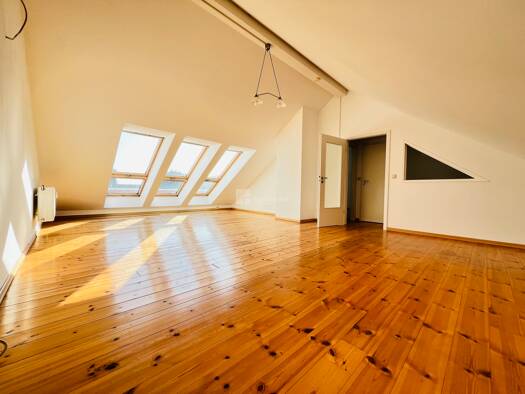 Maisonette zur Miete 757 € 2 Zimmer 89 m² Paulsstadt Schwerin 19053