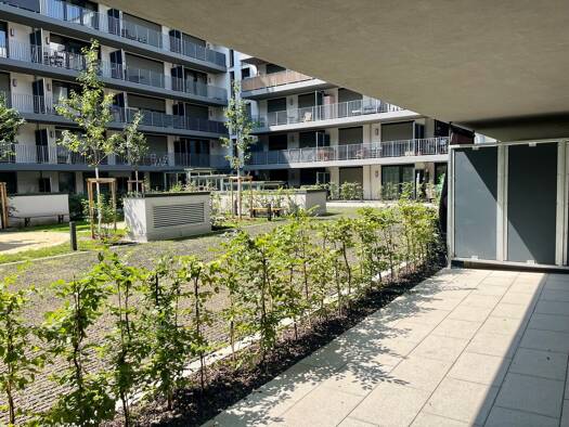 Terrassenwohnung zur Miete 979 € 2 Zimmer 67 m² EG frei ab sofort Am historischen Lokschuppen 16 Innenstadt Fürth 90762