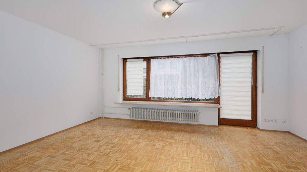 Doppelhaushälfte zum Kauf 390.000 € 5 Zimmer 121,9 m² 162 m² Grundstück Innenstadt Pforzheim 75175