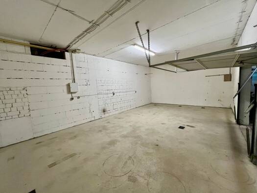 Garage zur Miete provisionsfrei 295 € Kaiserstraße 120 Südstadt Fürth 90763