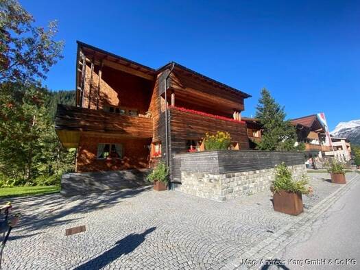 Einfamilienhaus zum Kauf 11 Zimmer 331 m² 886 m² Grundstück Lech 6763