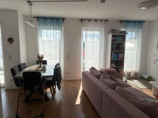 Wohnung zur Miete 1.050 € 2,5 Zimmer 86 m² Geschoss 2/3 frei ab 15.11.2026 75 Hanaueratraße Nieder-Wöllstadt Wöllstadt 61206