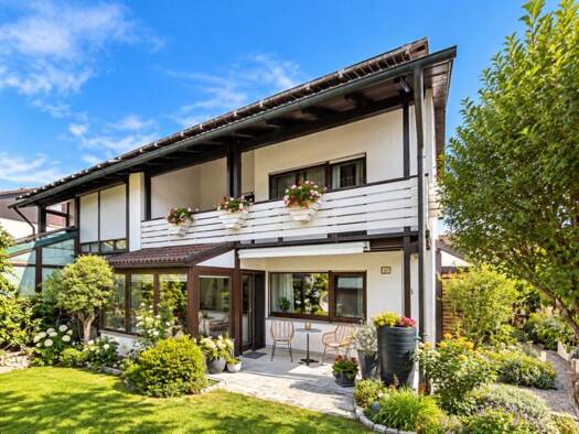 Doppelhaushälfte zum Kauf 535.000 € 5,5 Zimmer 178,6 m² 359 m² Grundstück frei ab sofort Teising Teising 84576