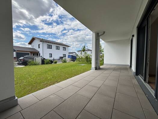 Terrassenwohnung zum Kauf - Erstbezug provisionsfrei 317.500 € 2 Zimmer 68,3 m² EG frei ab sofort Vogelsangstraße 3 Plattling 94447