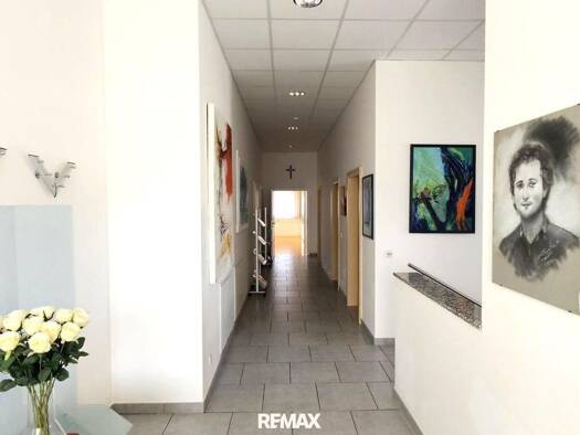 Bürogebäude zur Miete 4.280 € 9 Zimmer Industrieparkstraße St. Veit an der Glan 9300
