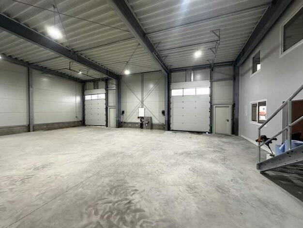 Lagerhalle zur Miete - Erstbezug provisionsfrei 2.220 € 370 m² Lagerfläche Delitzscher Straße 82 Büschdorf Halle 06112